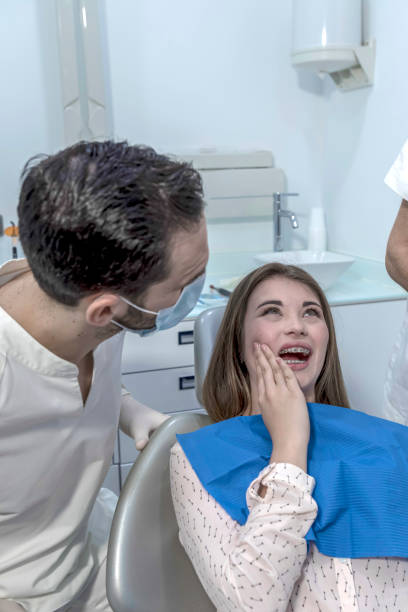 Best Emergency Wisdom Tooth Extraction in Mccullom Lake, IL