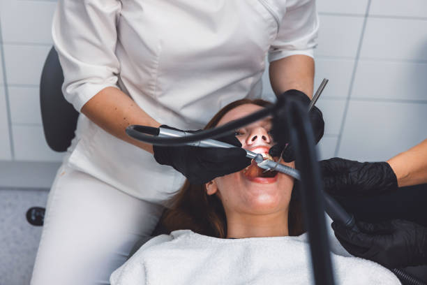 Best Emergency Cosmetic Dentistry (e.g., broken veneers) in Mccullom Lake, IL